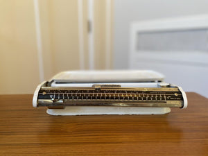 Front view of white vintage Stube scale- Cook Street Vintage
