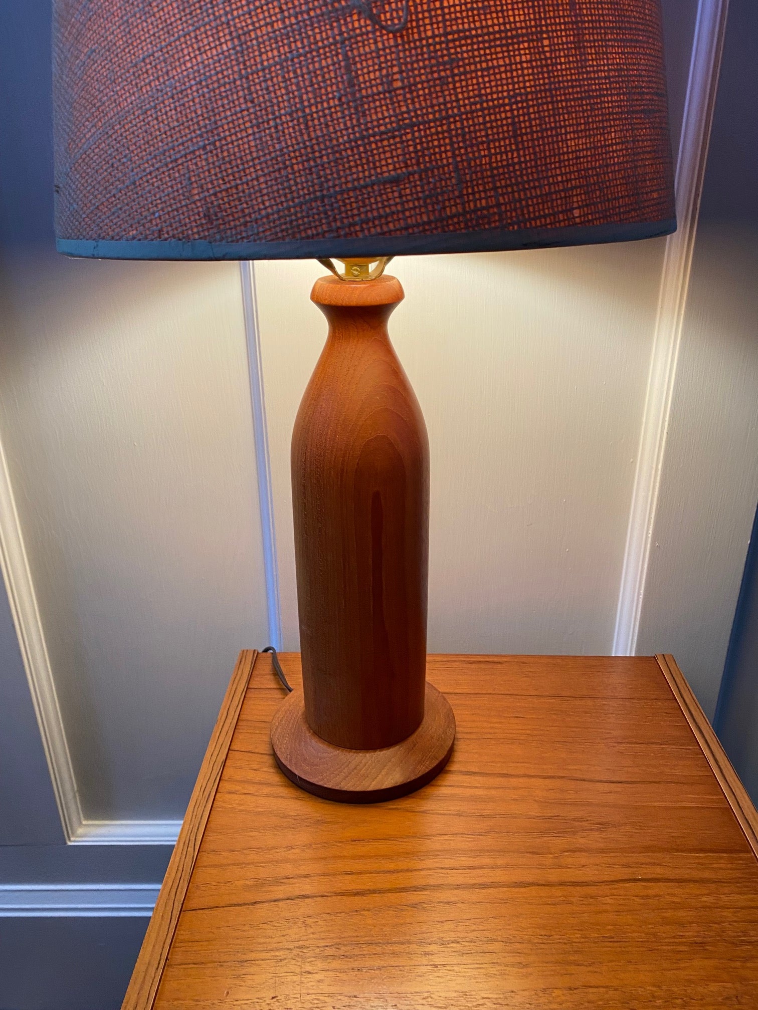1960s turned tea table lamp with burlap shade- Cook Street Vintage