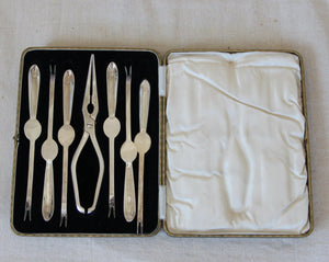 6 serling silver shellfish forks with cracker in original case - Cook Street Vintage