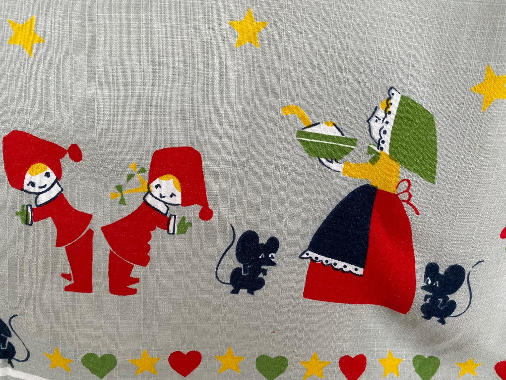 Sweet Vintage Scandinavian Children's Table Cloth