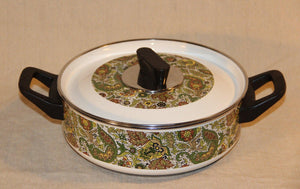 Paisy Leaf Enamel sauce pan with cover- Cook Street Vintage