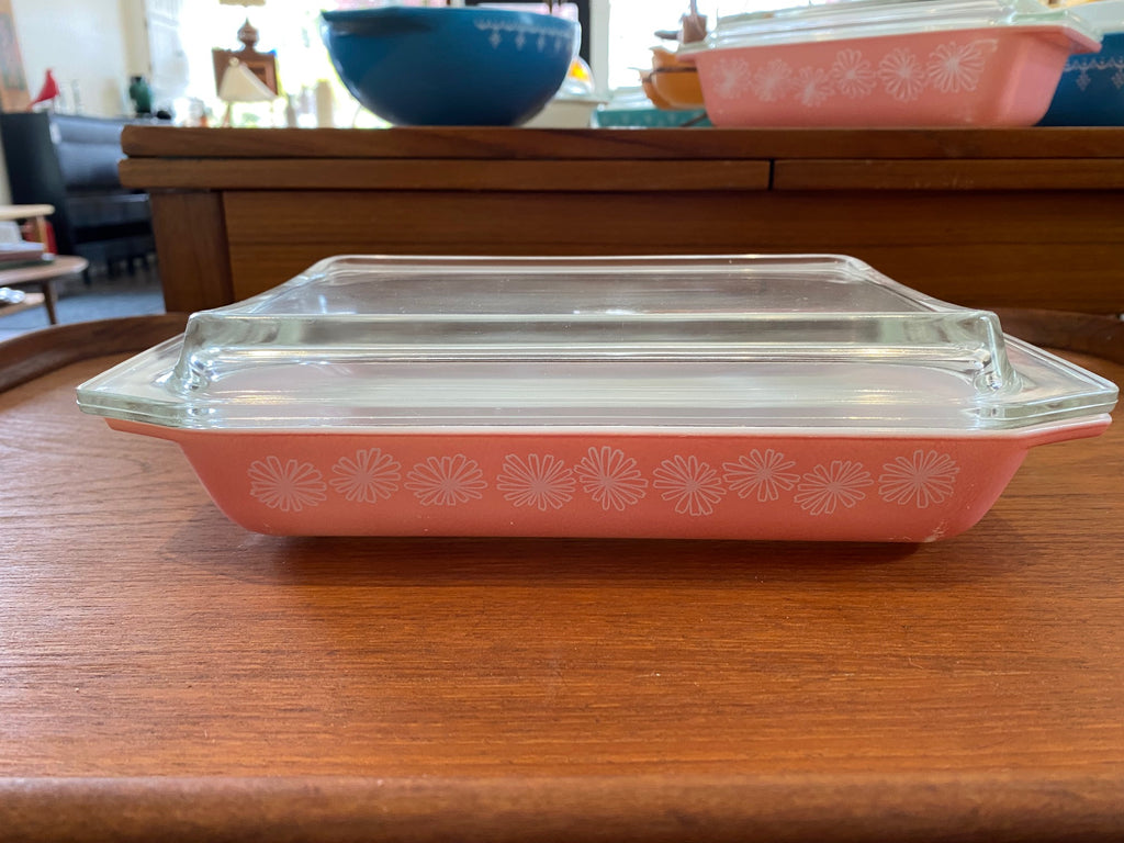 Pyrex Pink Daisy Casserole 1 1/4 QT- Cook Street Vintage
