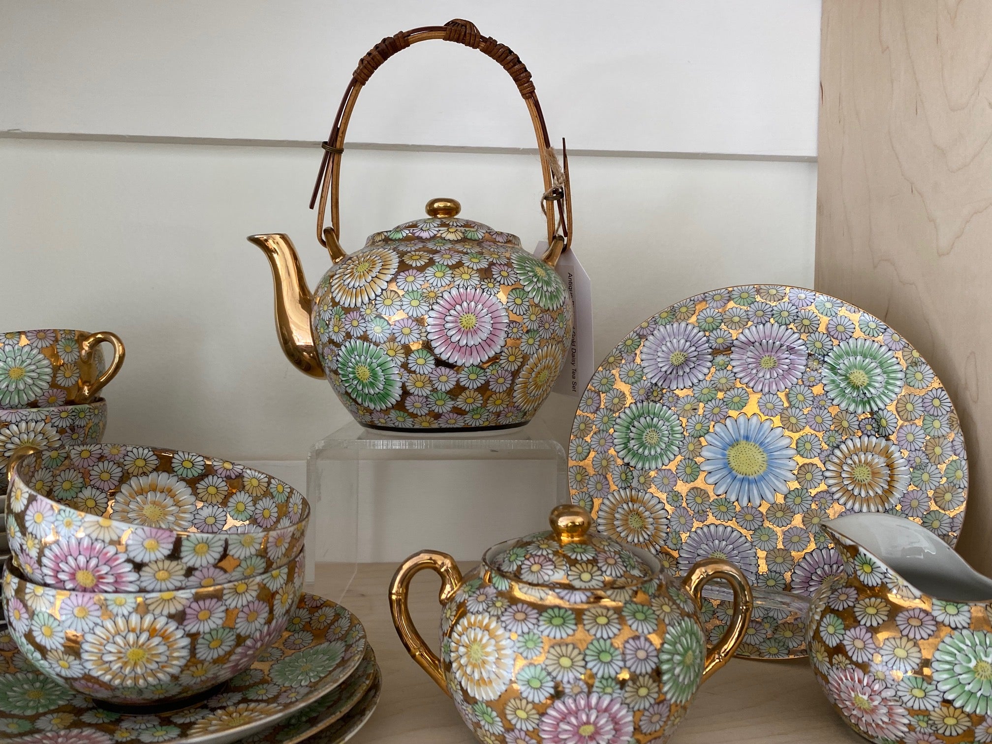 Antique Pink and Gold Daisy Tea Set