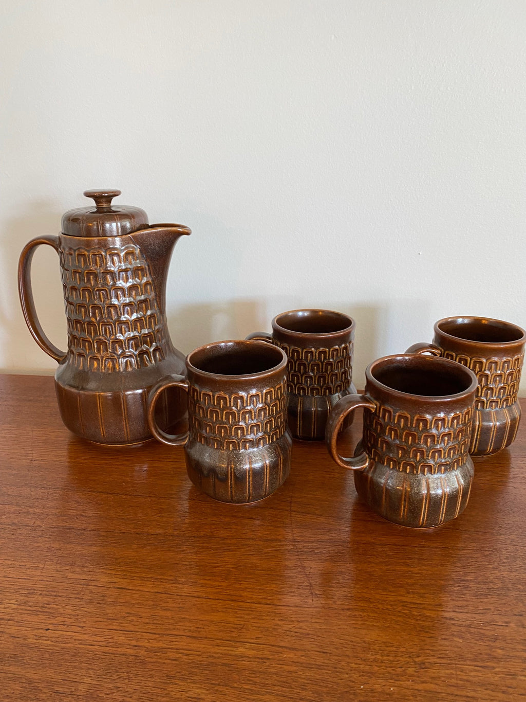 MCM Wedgewood Pennine coffee pot and 4 mugs- Cook Street Vintage