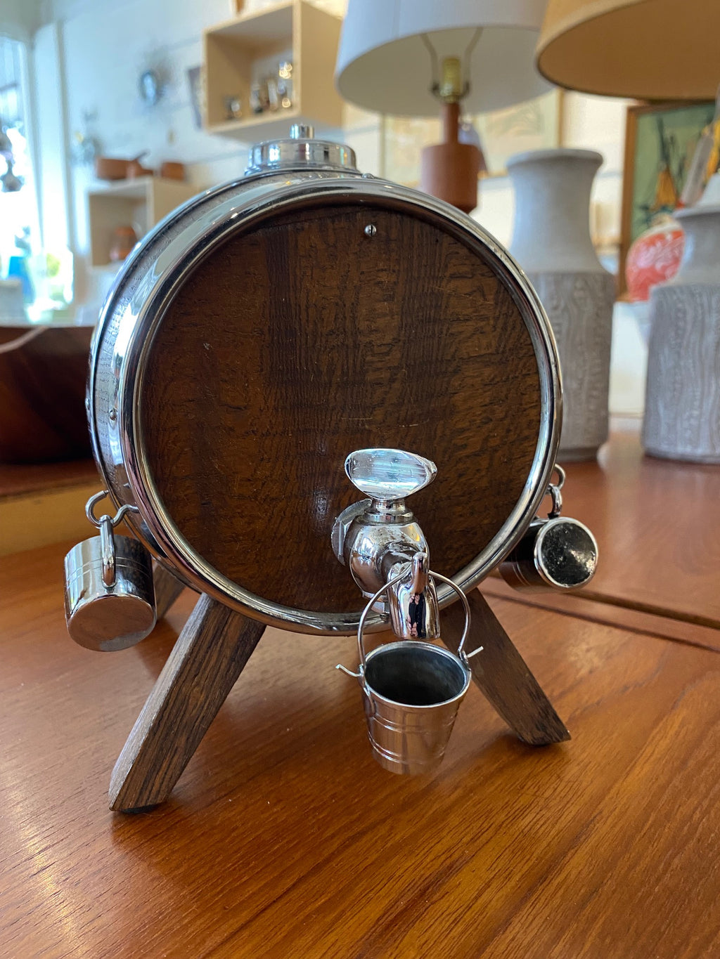 Vintage Nelcraft Oak Liquor Whiskey Decanter with Spigot- Cook Street Vintage