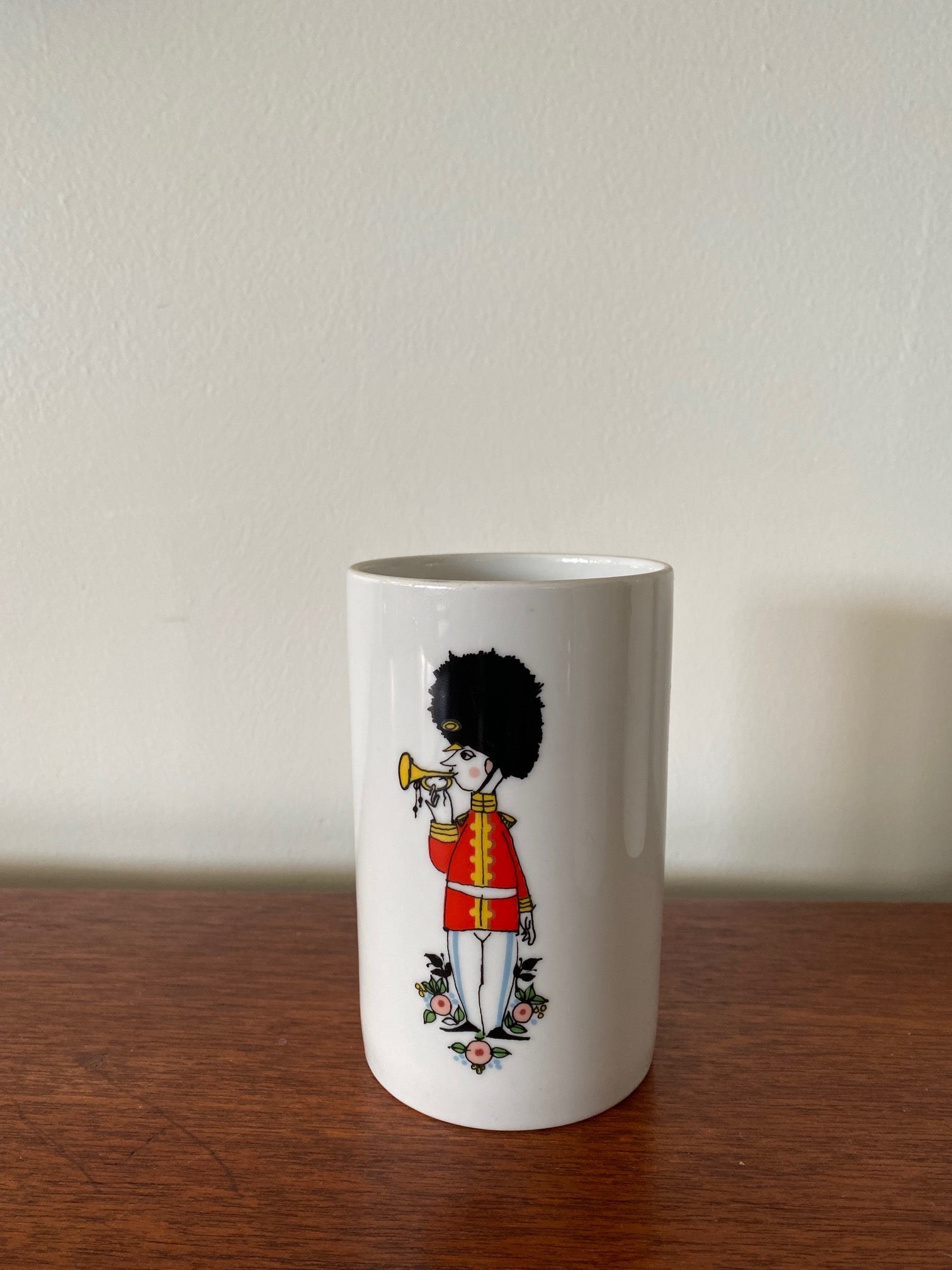 Horn player from Rare MCM Thomas Rosenthal tall ceramic pitcher with 5 matching cups. Gorgeous military Royal Guard soldier theme with musical instruments. In beautiful vintage condition. No cracks or chips-Cook Street Vintage