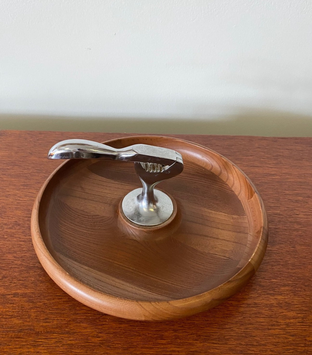 Vintage wood not dish with cracker made in Japan- Cook Street Vintage