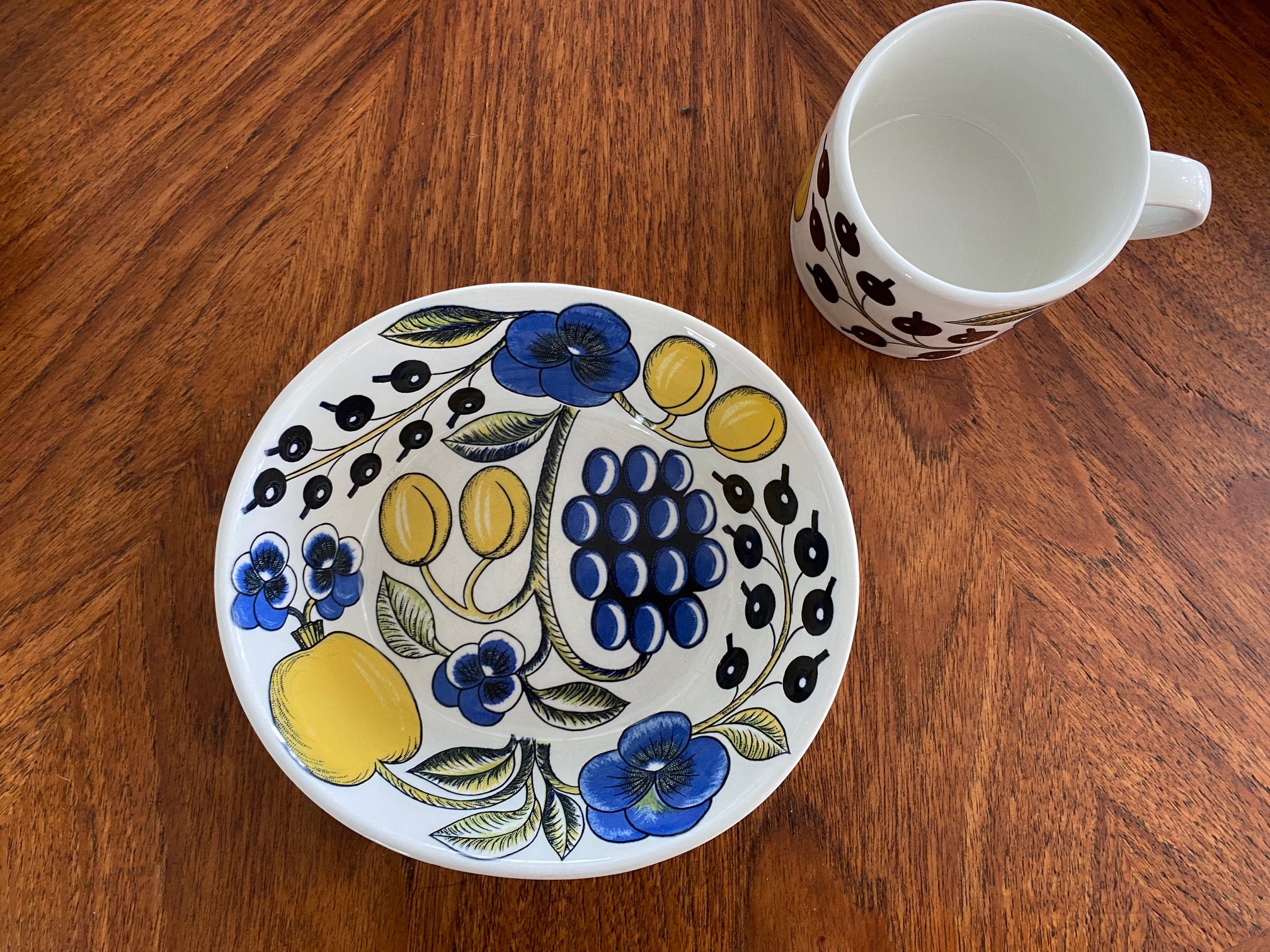 Arabia Paratiis Cereal Bowl Designed by Birger Kaipiainen