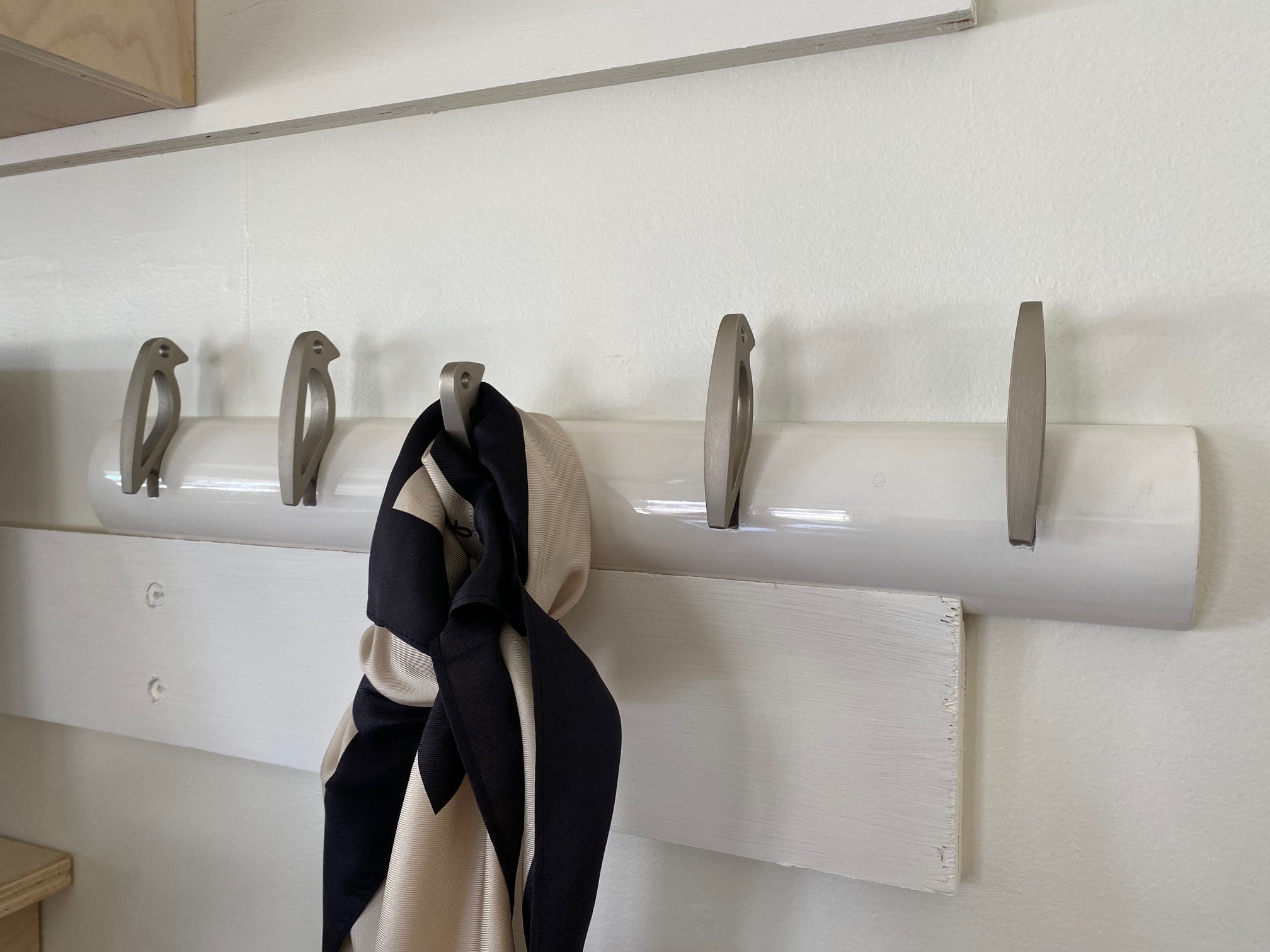 Umbra 5 Hook Woodpecker Coat Rack by Helen Miller