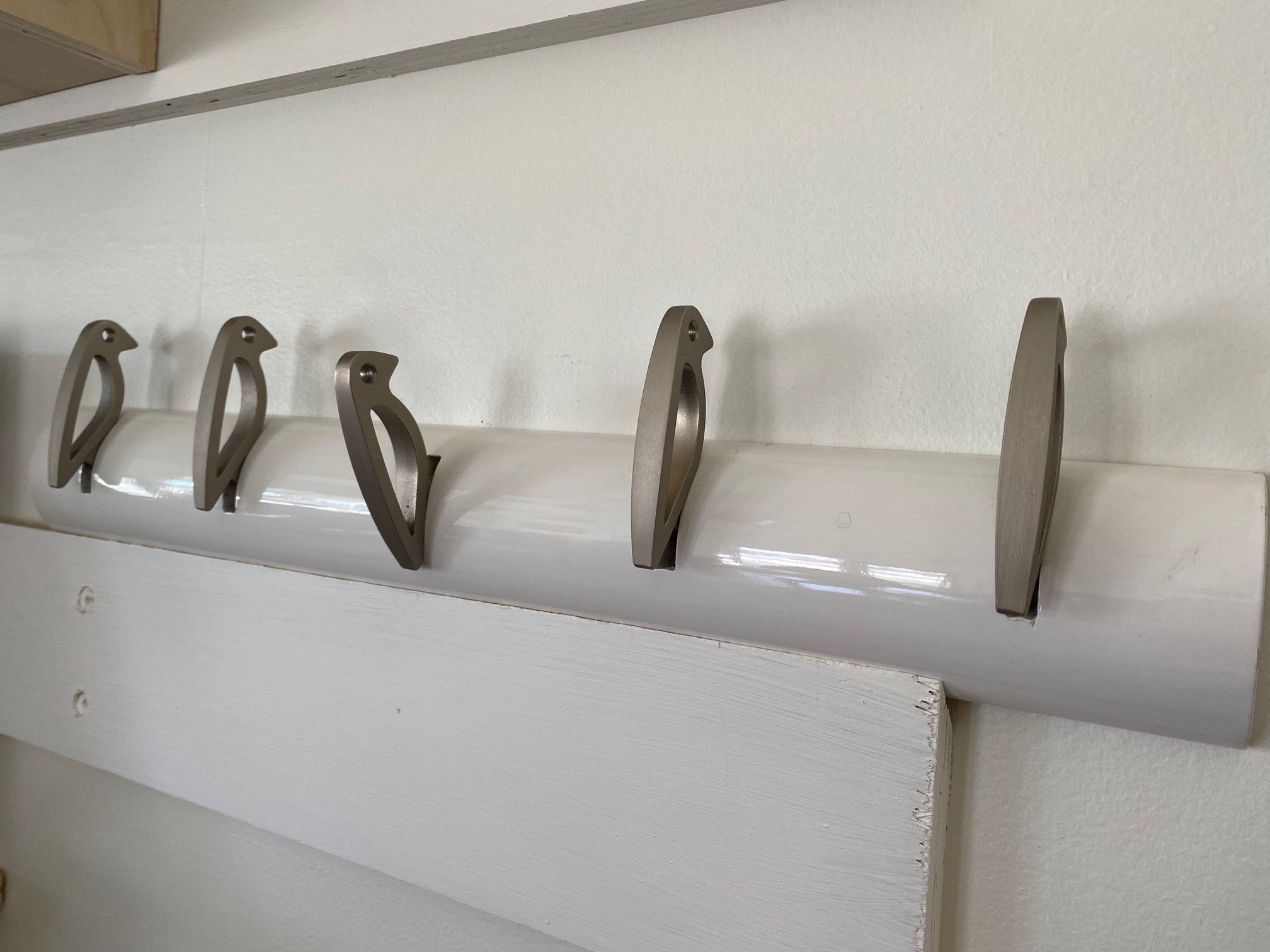 Umbra 5 Hook Woodpecker Coat Rack by Helen Miller