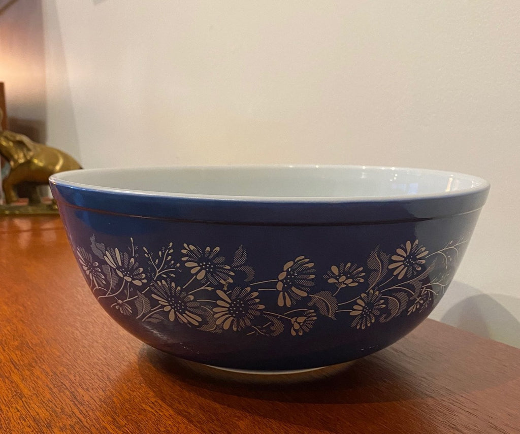 Pyrex Colonial Mist Mixing Bowl in Blue - Cook Street Vintage