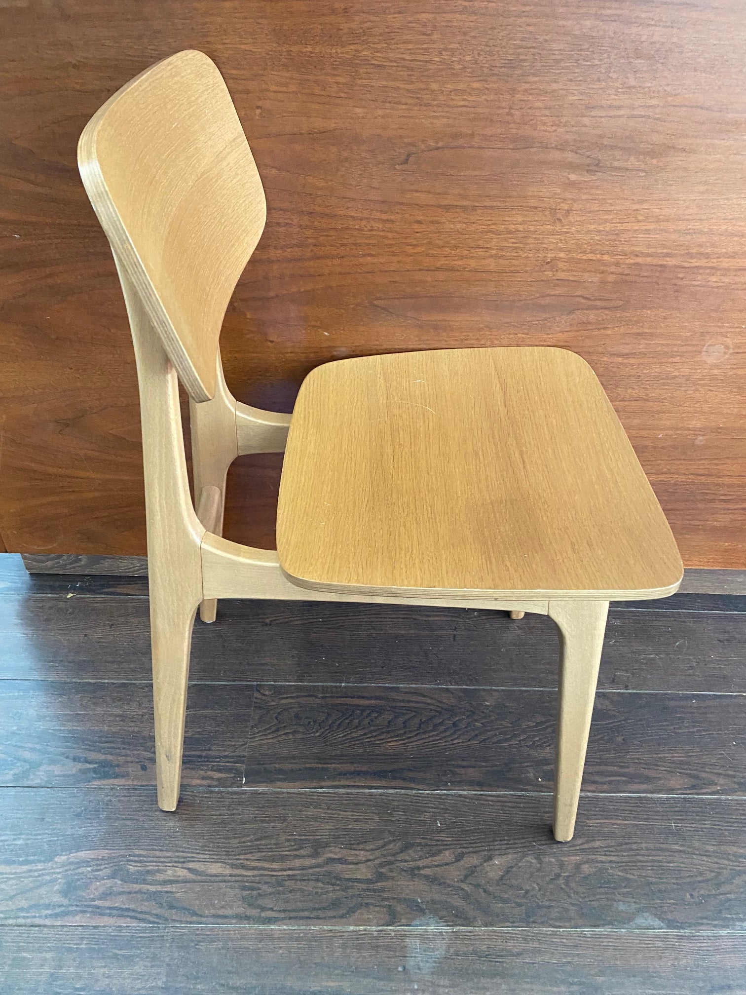 Beautiful mix of classic mid century with a contemporary design oak chair. Made in Italy. - Cook Street Vintage