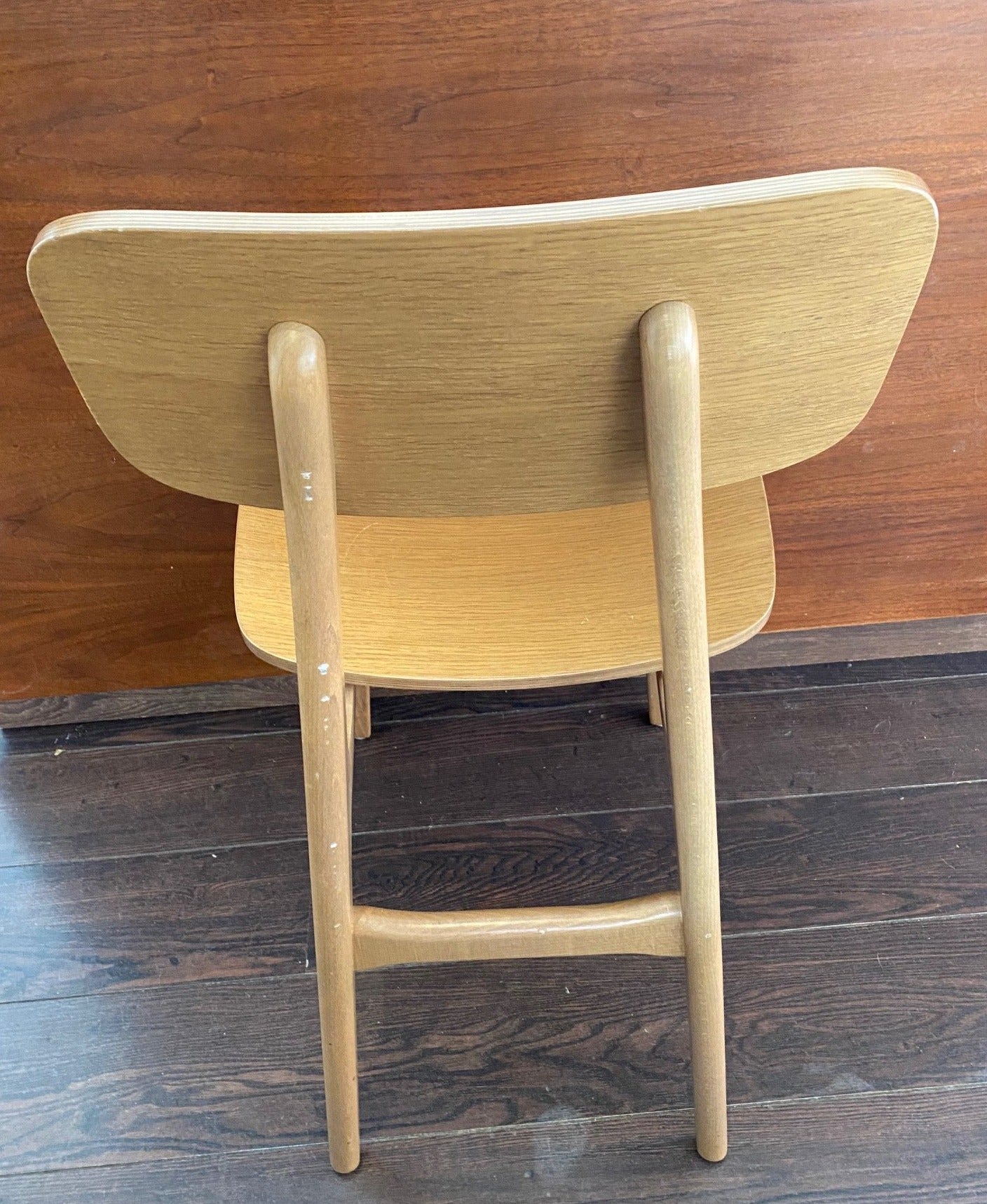 Beautiful mix of classic mid century with a contemporary design oak chair. Made in Italy. - Cook Street Vintage