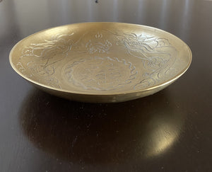 Lovely vintage brass dish with Asian motif. Made in Canada- Cook Street Vintage