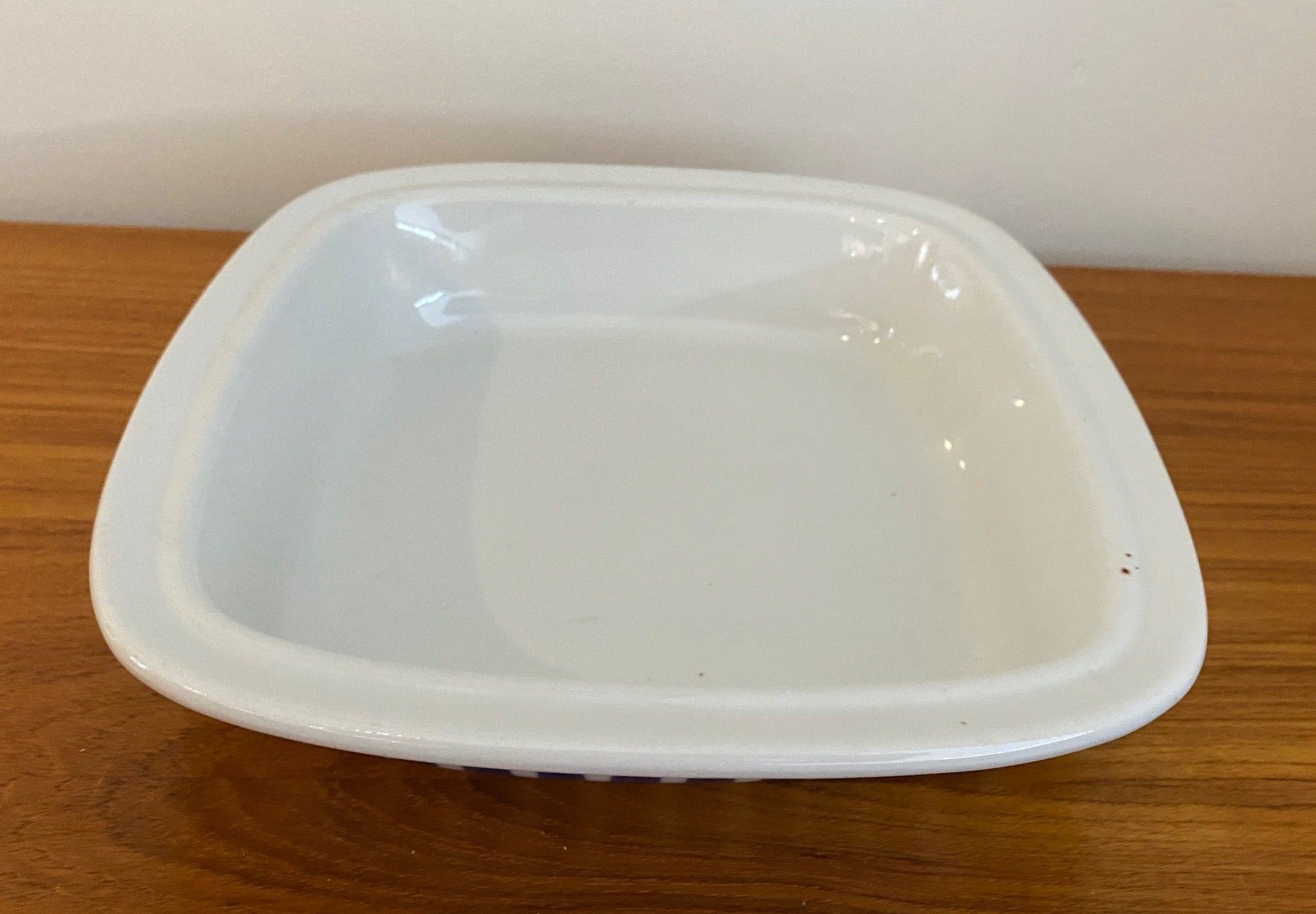 Dansk International Designs Arabesque Square Baking Dish in Blue &White - Cook Street Vintage