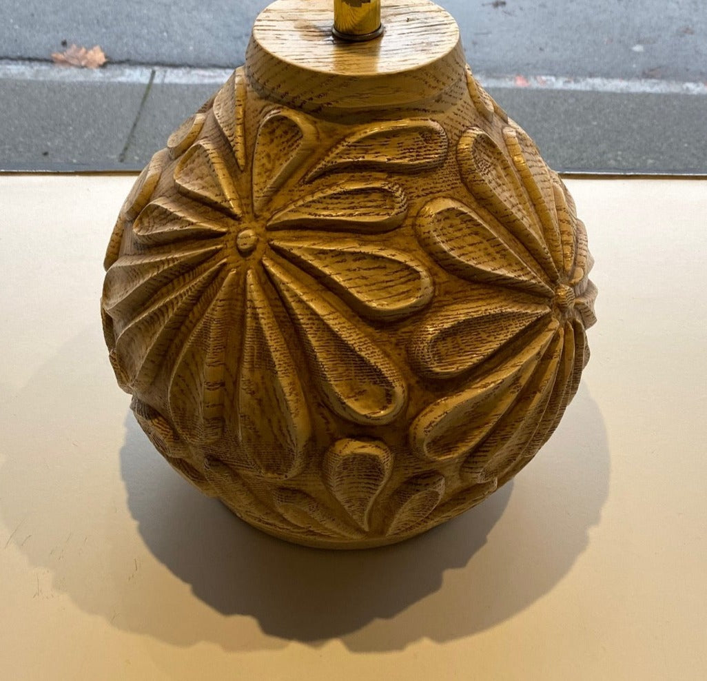 Vintage daisy carved table lamp- Cook Street Vintage