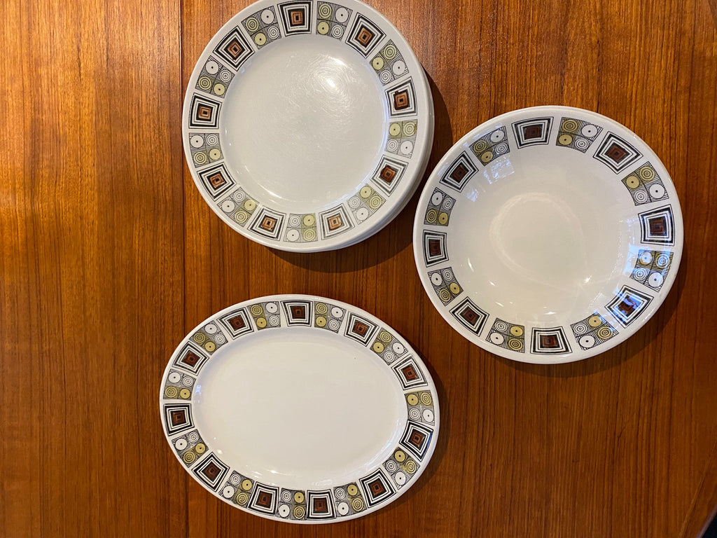 Kathie Winkle "Rushtone" Vintage Platter- Cook Street Vintage